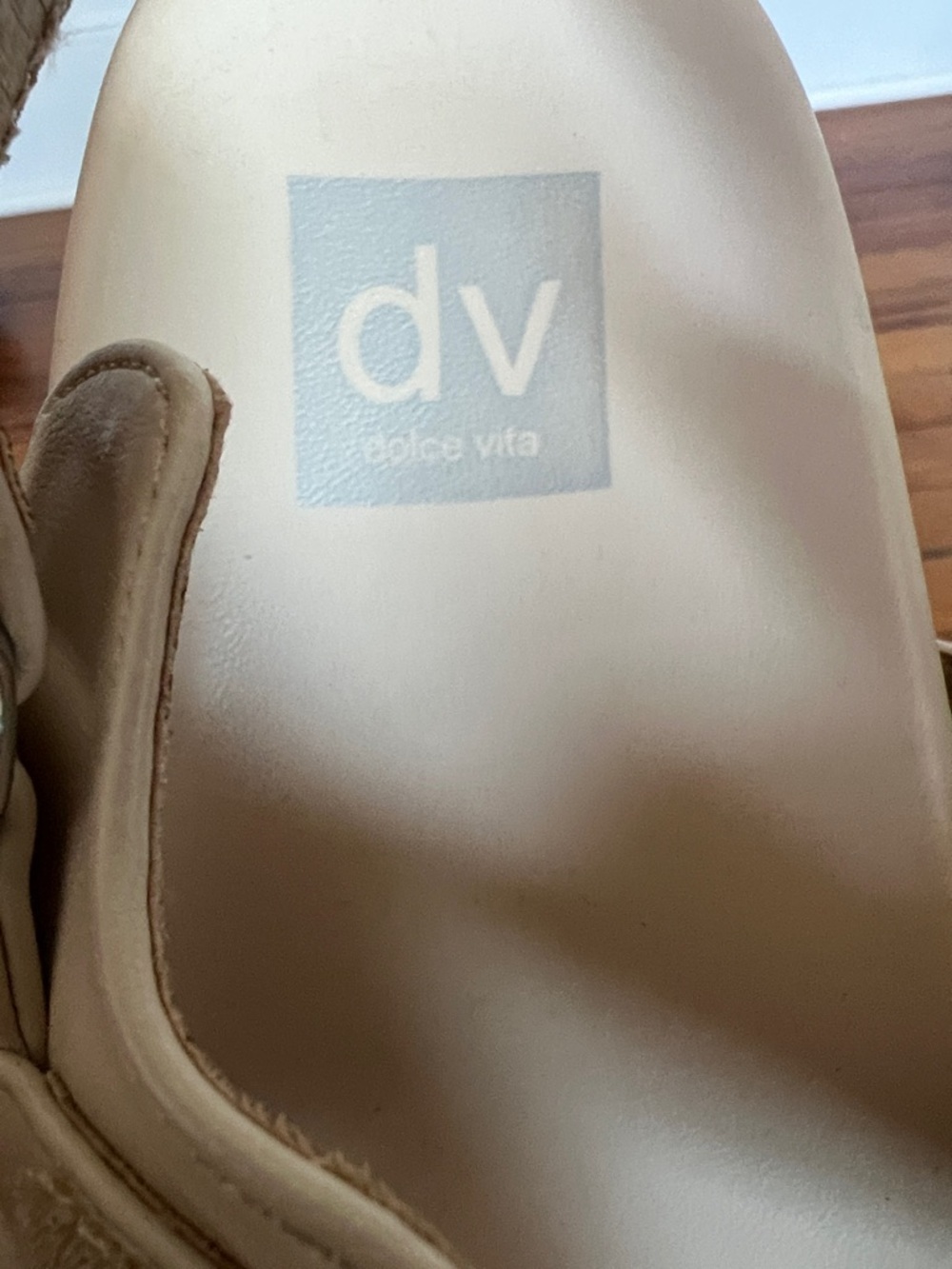 DV by Dolce Vita Argyle Cream Platform Sandals Size 9 Off White Hook Loop Sporty - Picture 7 of 10